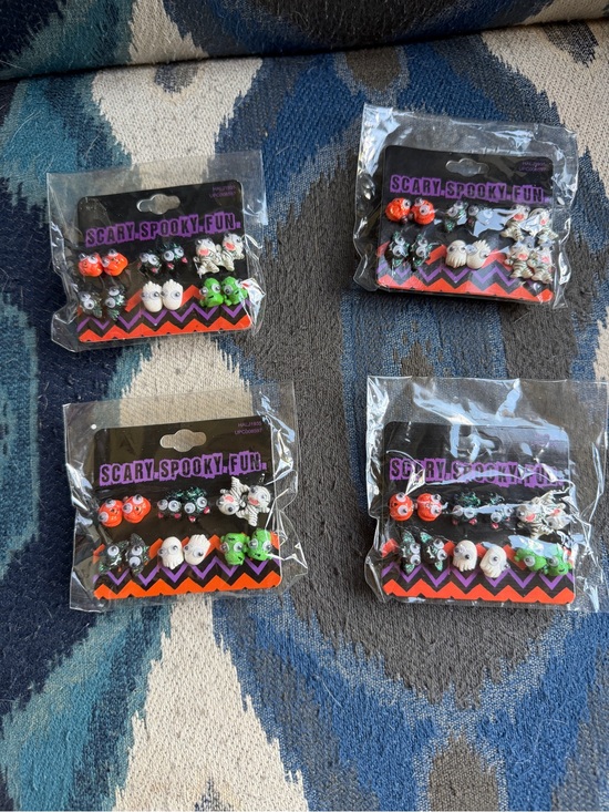 Alamar Other - Alamar Kids Halloween earrings in Orange, White, Green, Black